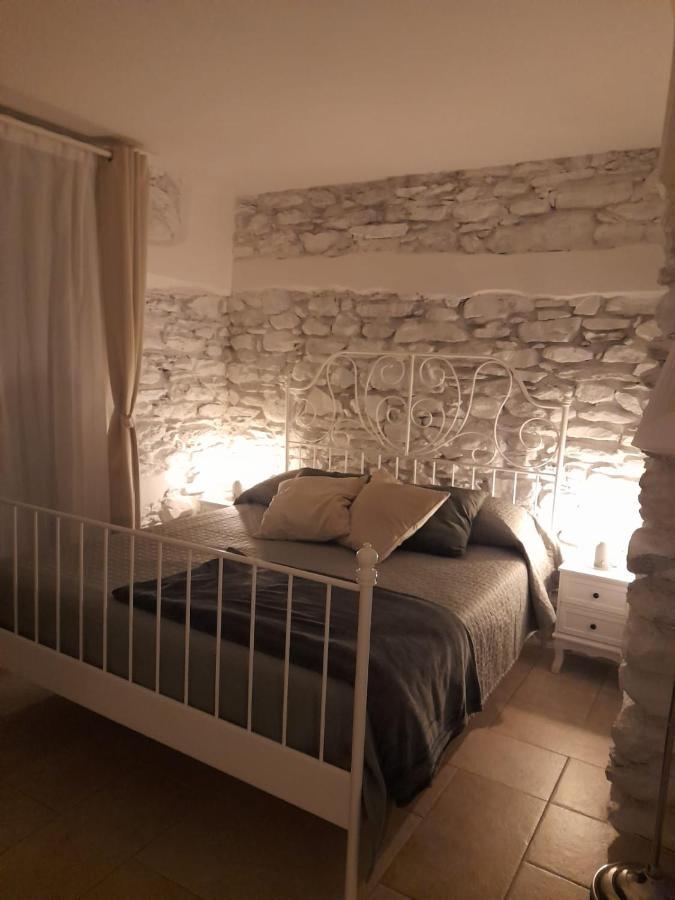 Ape Bianca - Appartamento Rosmarino Colico Buitenkant foto