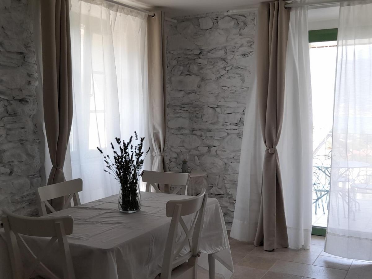 Ape Bianca - Appartamento Rosmarino Colico Buitenkant foto