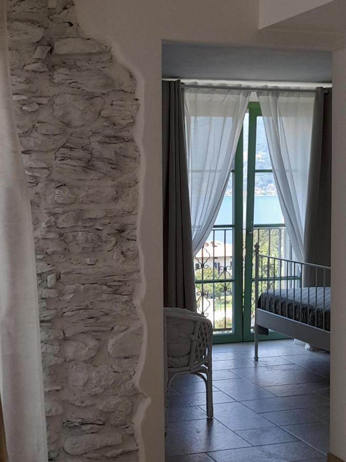 Ape Bianca - Appartamento Rosmarino Colico Buitenkant foto
